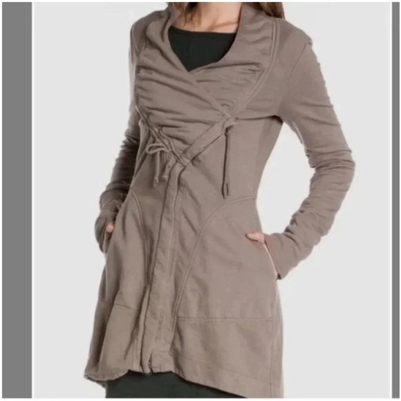 NWOT Prairie Underground Black Cotton Asymmetric Zip Mid Length Cloak Medium - Picture 14 of 14